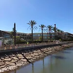 Charming In With Private Pool. Apartamento