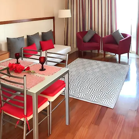 Apartment Charming In With Private Pool. Estômbar