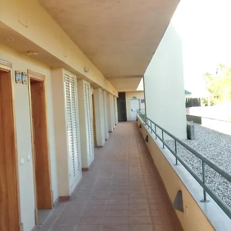 Charming In With Private Pool. * Estômbar