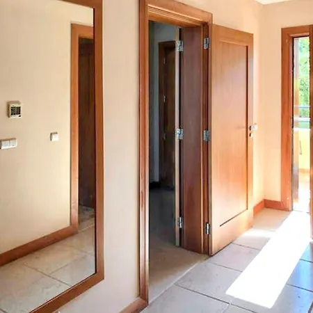 Charming In With Private Pool. *