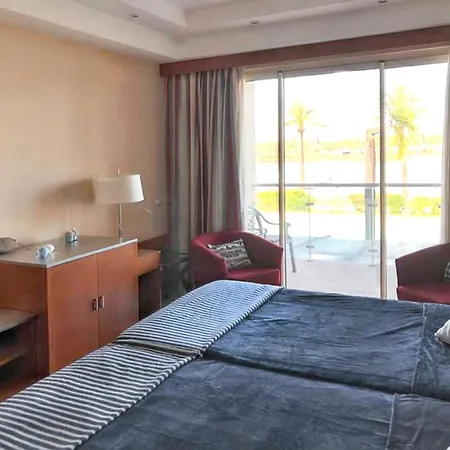 Charming In With Private Pool. Apartment *