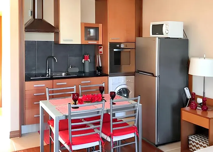 Charming In With Private Pool. Apartman